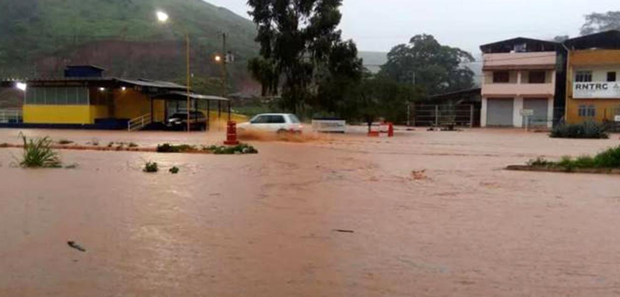 Sobe para 44 o número de mortos em Minas Gerais, por causa das chuvas