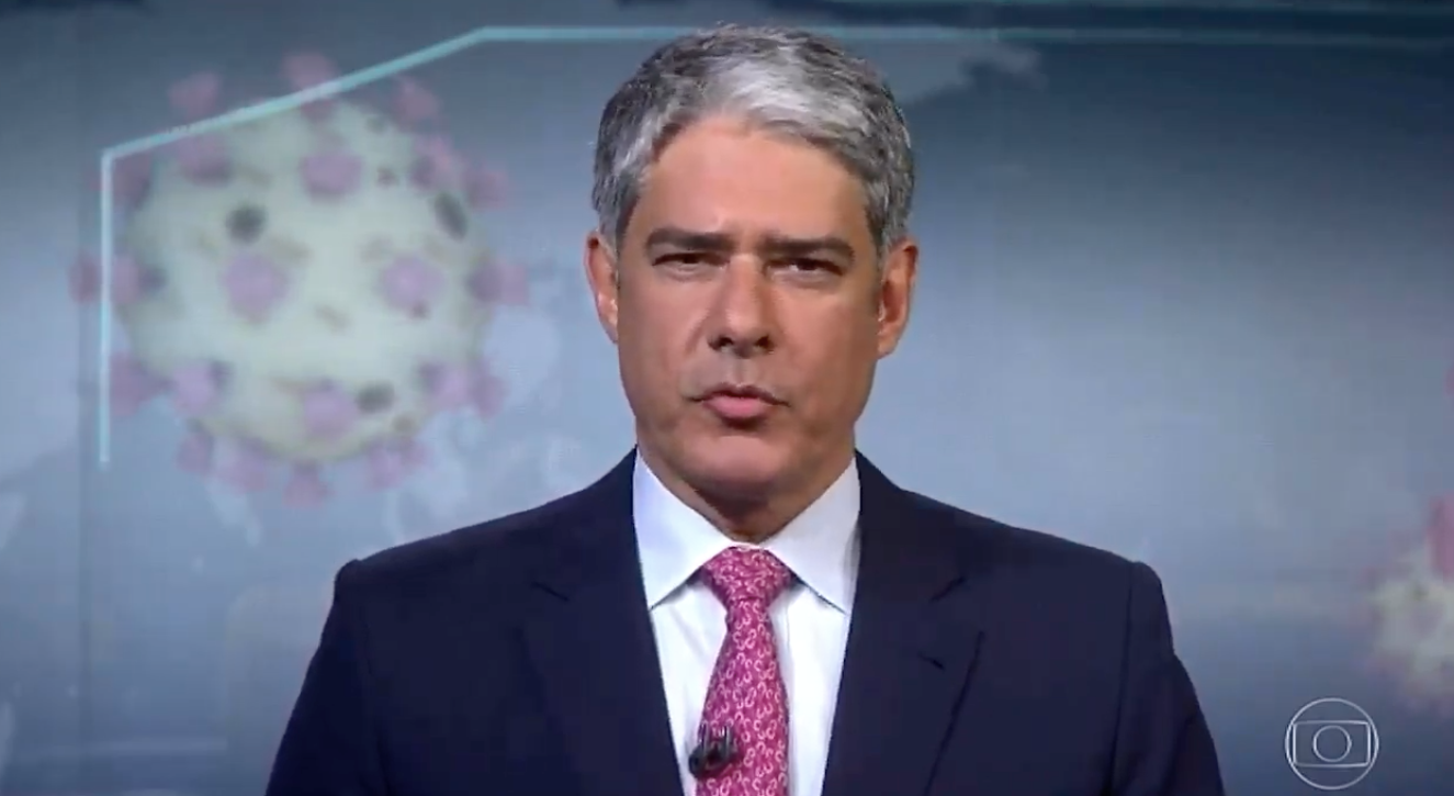 O apresentador William Bonner, no Jornal Nacional, da TV Globo (Foto: Reprodução/YouTube)