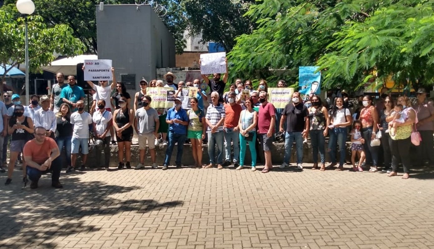 Manifestação contra passaporte da vacina em Montes Claros foi um fiasco 
