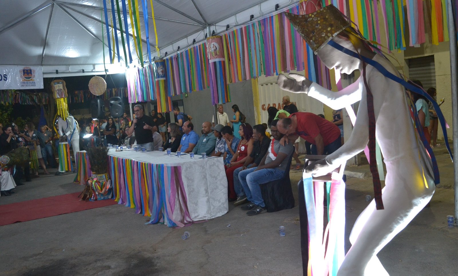 Começou as festas de agosto e o festival folclórico de Montes Claros