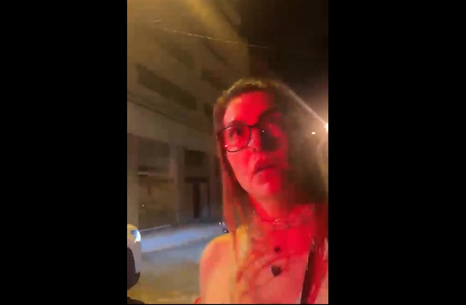 Bêbada, mulher dá carteirada e ameaça policiais em MG: “Sou filha de juíza”
