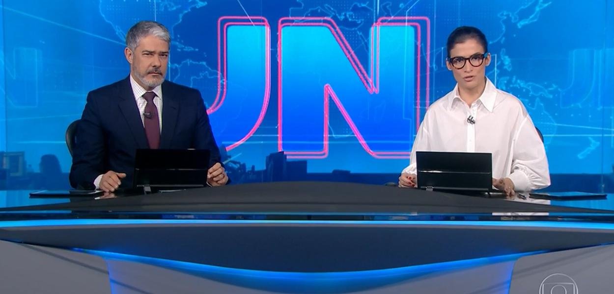 JN descasca Bolsonaro após fake news grotesca sobre pesquisas