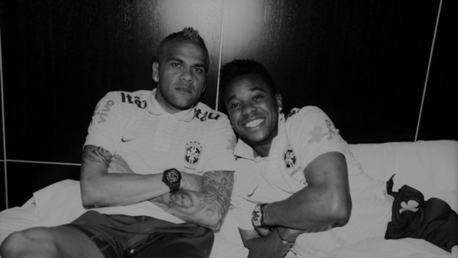 Dos campos até a prisão por estupro: as trajetórias de Daniel Alves e Robinho