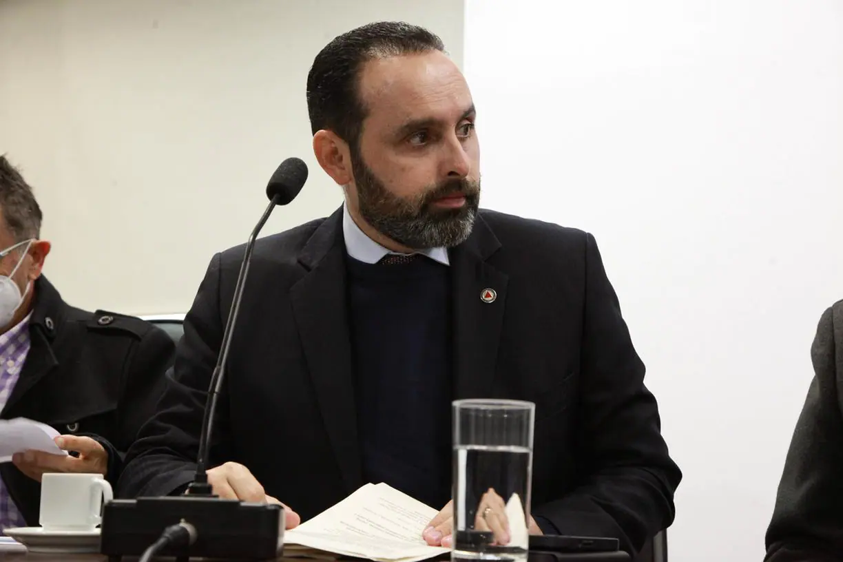 Pauta da oposição a Zema na ALMG é impedir adesão ao RRF
