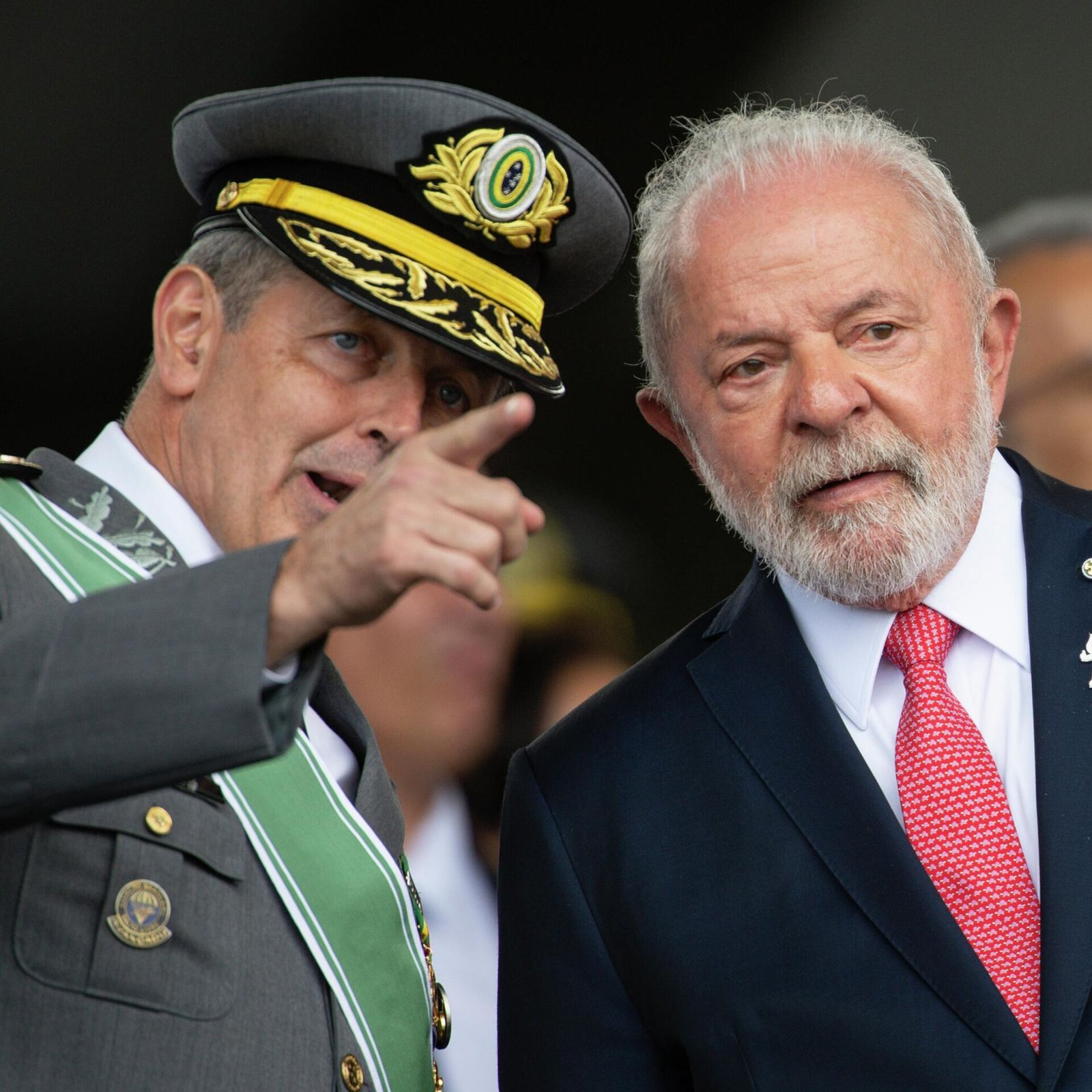 Comandante do Exército, general Tomás Paiva e Lula. Marcelo Camargo/Agência Brasil 
