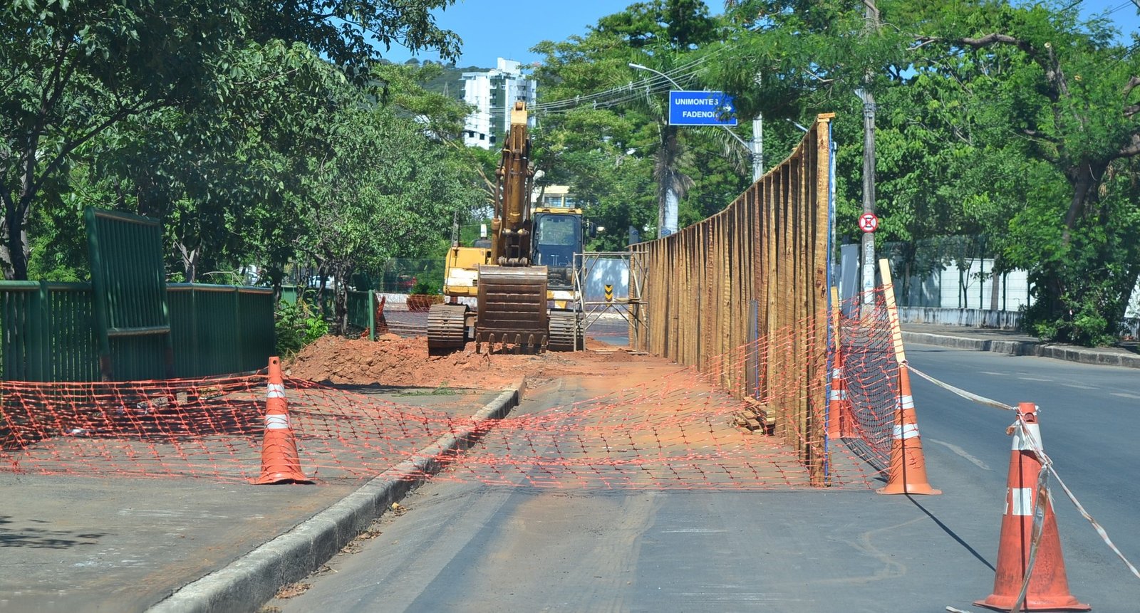 Novo acesso à Unimontes começou a ser construído pela Prefeitura