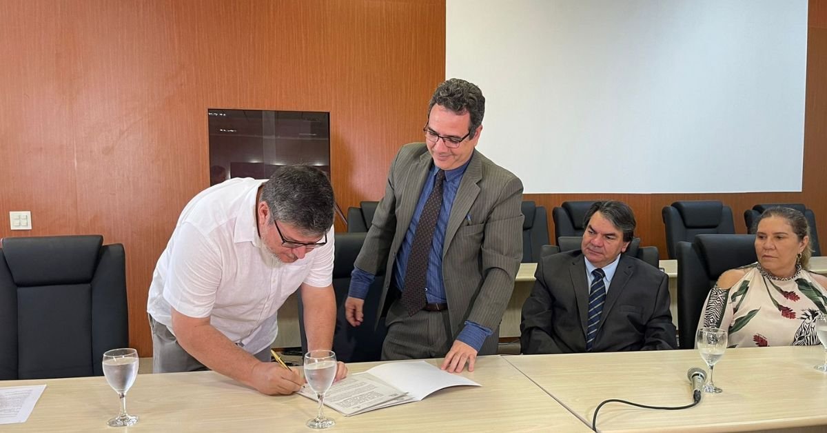 Tecnologia da Unimontes será usada para produção de combustível a partir da macaúba