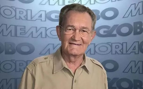 Morre Léo Batista, a ‘voz marcante’ da Globo, aos 92 anos