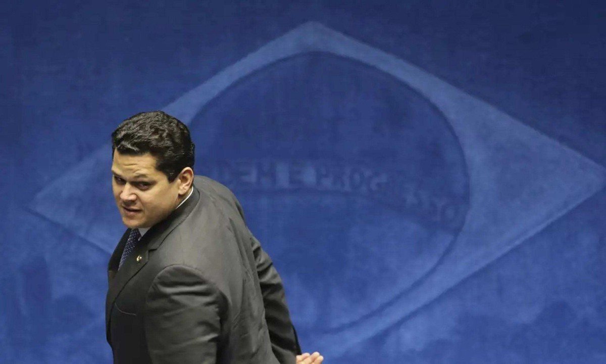 Davi Alcolumbre é eleito presidente do Senado com ampla maioria