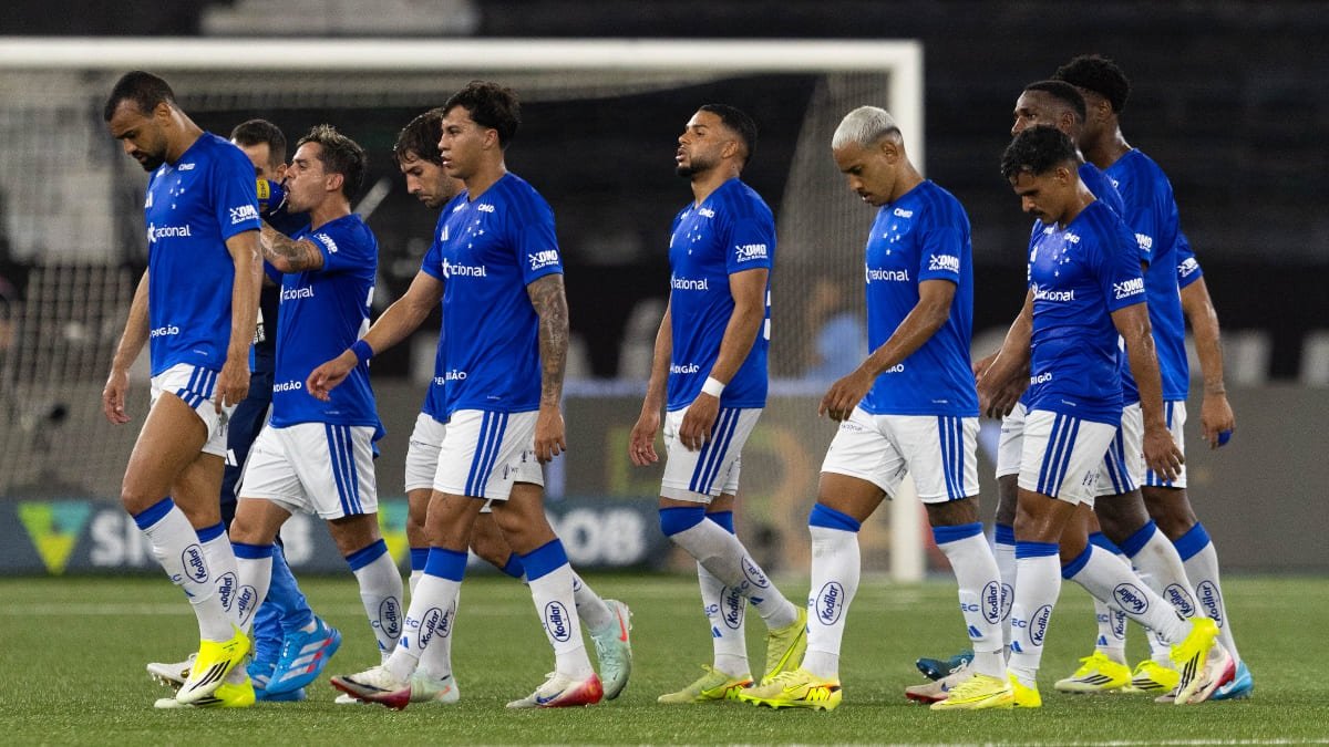 Cruzeiro é goleado pelo Botafogo na estreia do Brasileirão 2026