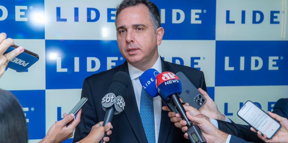 Rodrigo Pacheco anuncia fim de ciclo na política e descarta candidatura ao governo de Minas