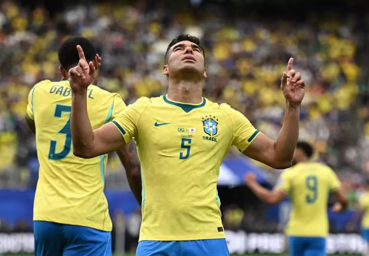 Brasil vira no fim contra o Japão e avança às oitavas da Copa