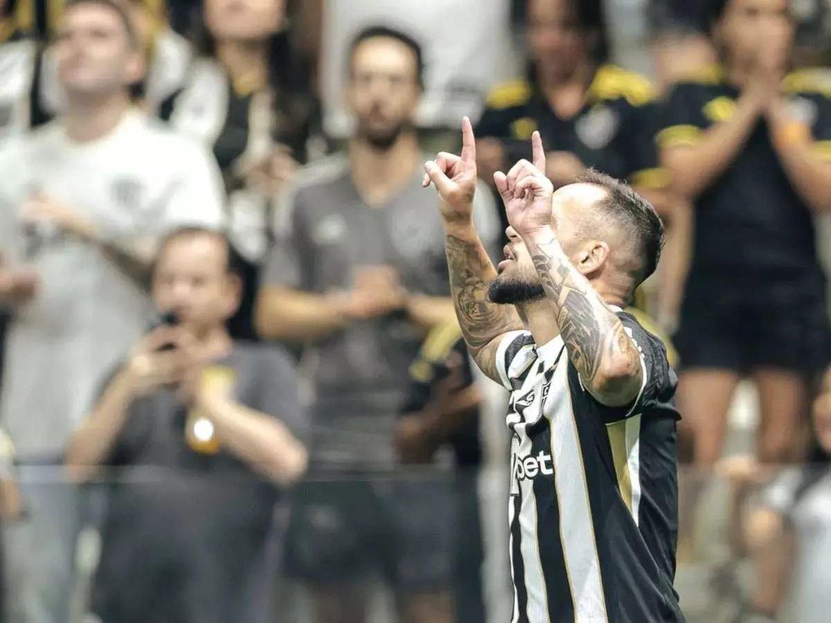 Atlético empata com Red Bull Bragantino e avança às quartas da Sul-Americana