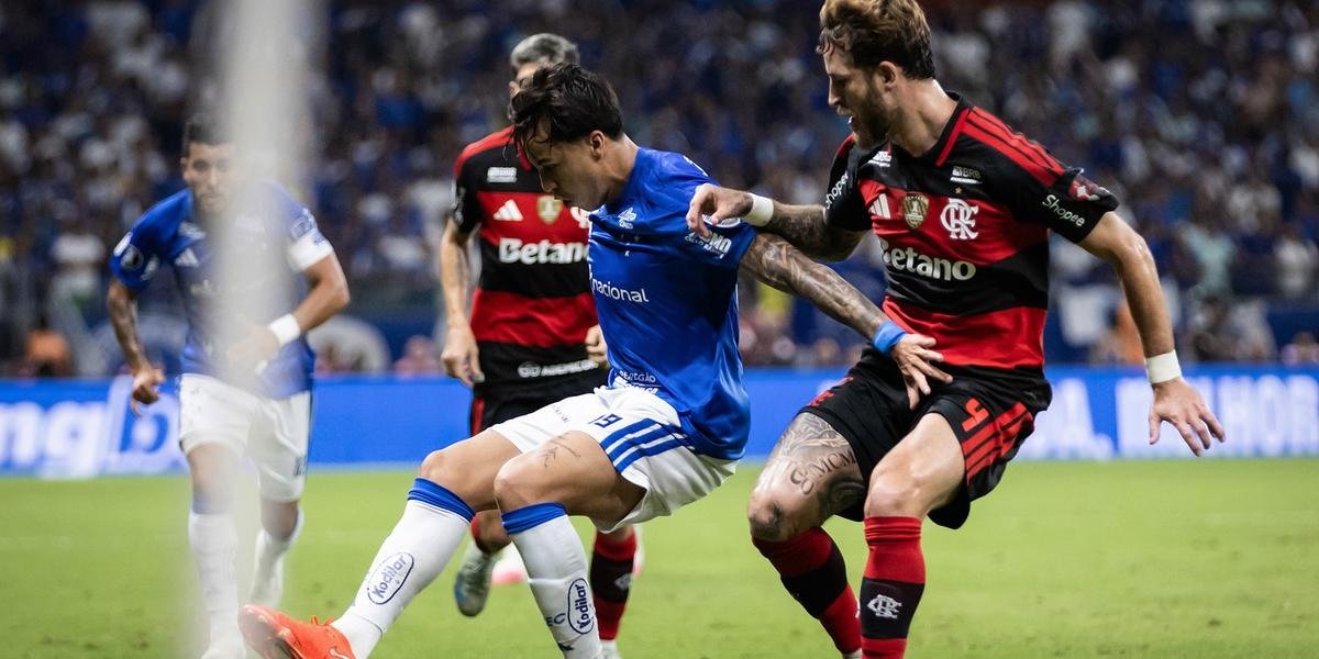 Golaço, resposta imediata e tudo aberto: Cruzeiro e Flamengo empatam no Mineirão