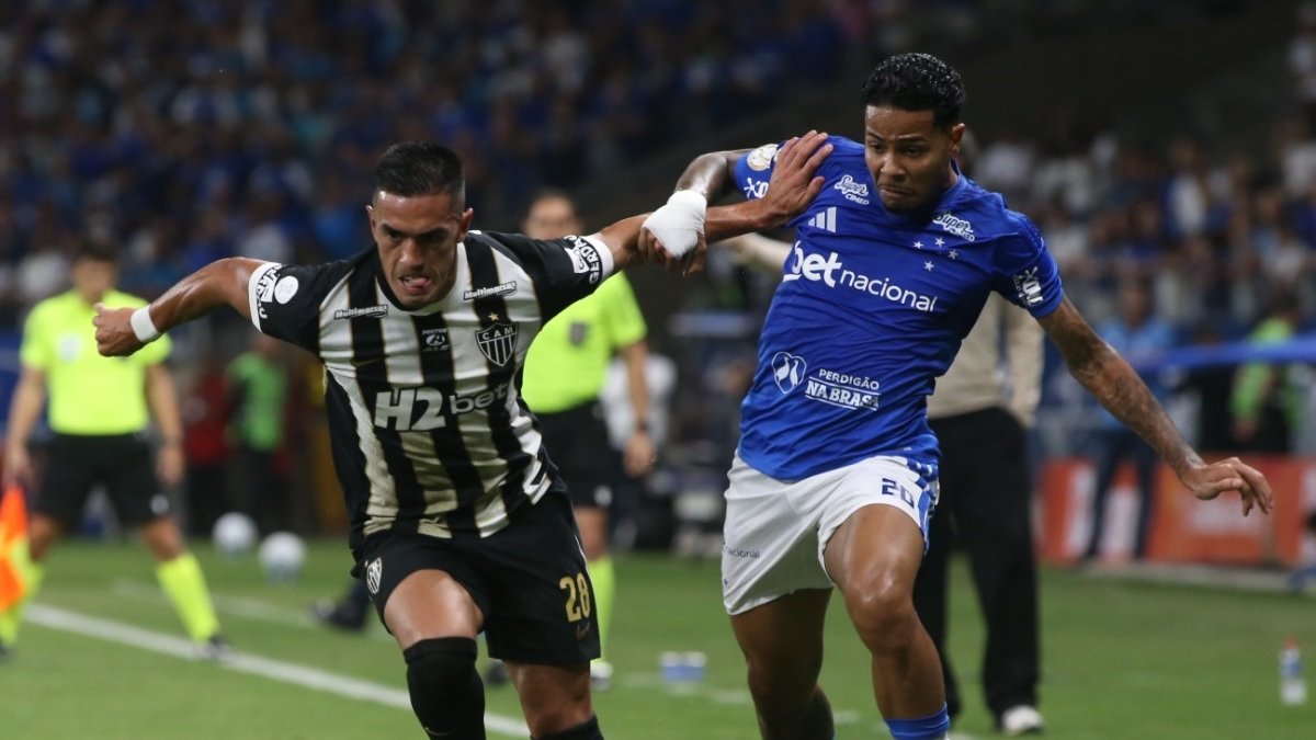 Cruzeiro e Atlético empatam em clássico pegado no Mineirão pela Copa do Brasil