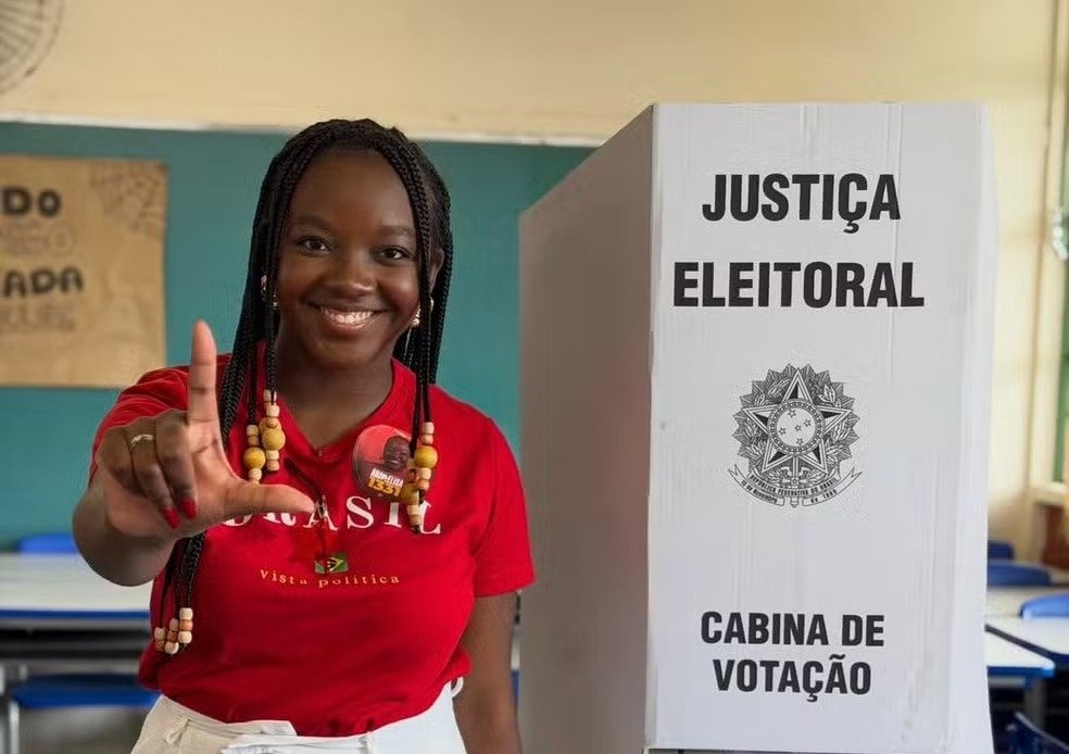 Quem é Ana Elisa, fenômeno de 21 anos do PT de Minas Gerais e o que ela ensina