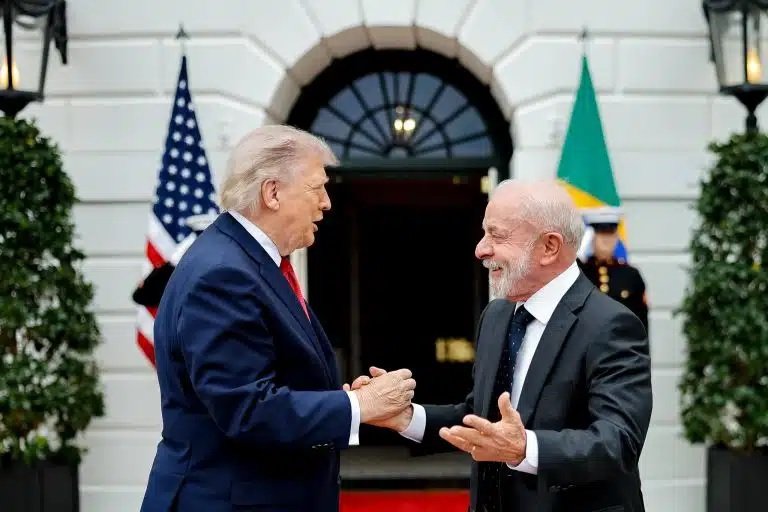 “Lula pediu para não tomar partido e não tomei”, diz Trump sobre eleição presidencial no Brasil